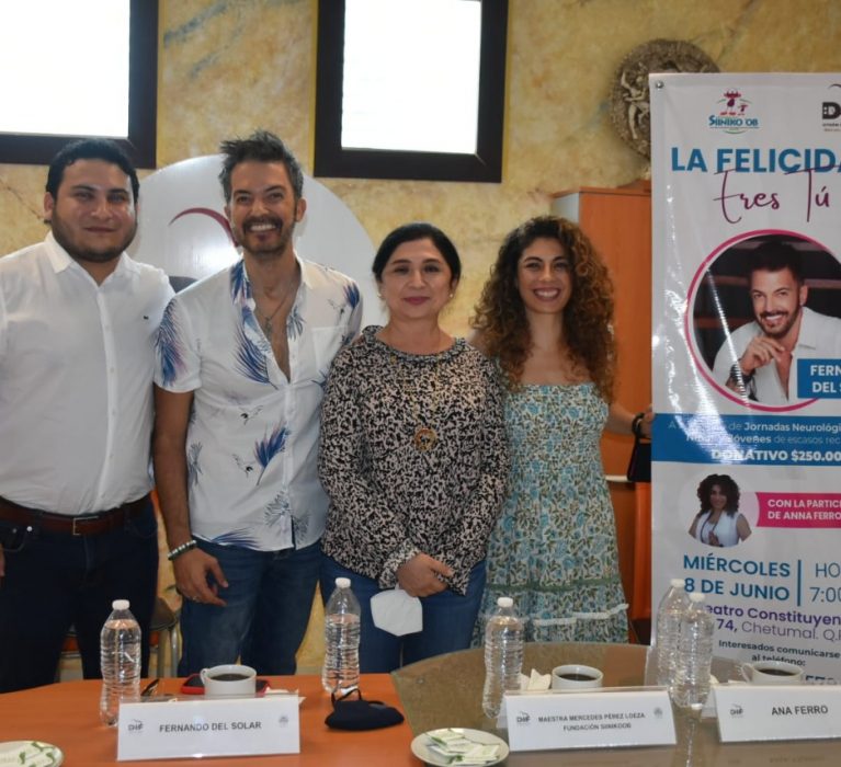 PRESENTAN CONFERENCIA “LA FELICIDAD ERES TÚ”, IMPARTIDA POR FERNANDO DEL SOLAR E IMPULSADA POR EL DIF OPB Y FUNDACIÓN SIINIKO’OB.