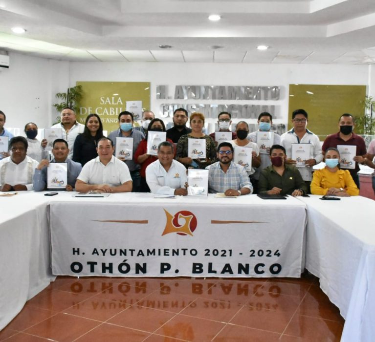 APRUEBAN EN SESIÓN DE COMISIÓN, 14 MANUALES DE ORGANIZACIÓN DE LA ADMINISTRACIÓN MUNICIPAL DE OPB.