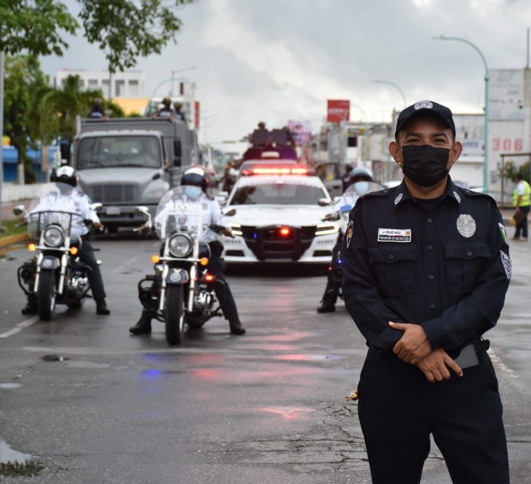 CERTIFICACIÓN A ELEMENTOS DE LA POLICIA MUNICIPAL OPB COMO INSTRUCTOR EVALUADOR.