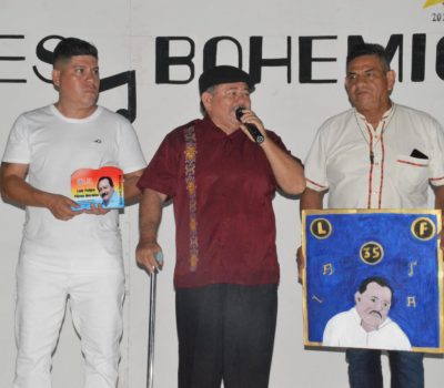 VIERNES BOHEMIO RINDE HOMENAJE A LA TRAYECTORIA DE 35 AÑOS DEL PROFESOR LUIS FELIPE PÉREZ