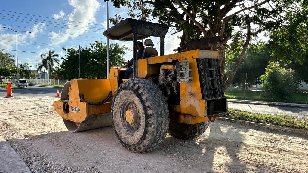 REPAVIMENTACIÓN EN LA AVENIDA 4 DE MARZO