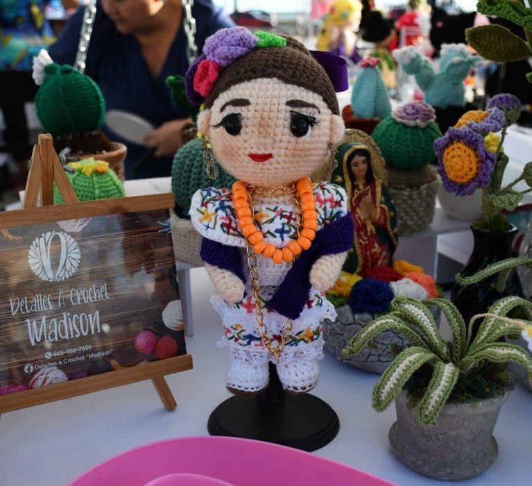 Talento local y cultura brillan en la segunda Feria Artesanal V.I.D.A.