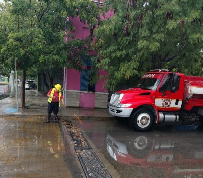 Operativo Tormenta refuerza acciones de atención y prevención ante lluvias en Chetumal.