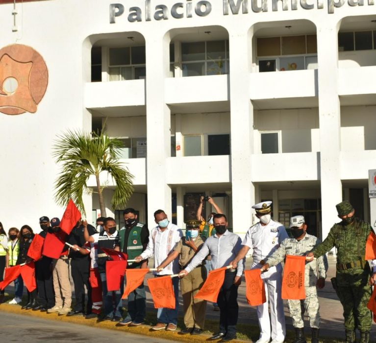 AYUNTAMIENTO DE LA TRANSFORMACIÓN DA BANDERAZO DE SALIDA AL OPERATIVO “GUADALUPE – REYES”.