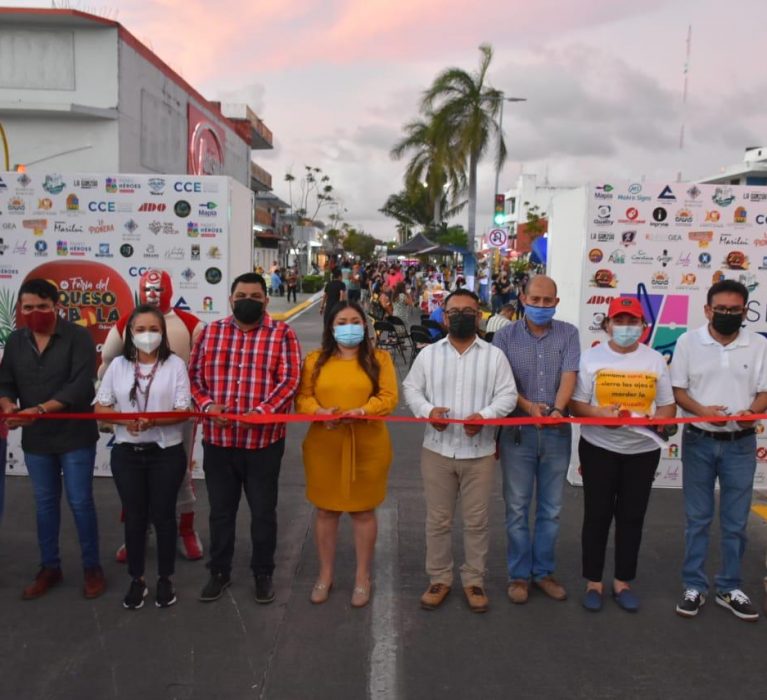 HAREMOS QUE EL ESPLENDOR VUELVA A INUNDAR LAS CALLES DE CHETUMAL: YENSUNNI MARTÍNEZ.