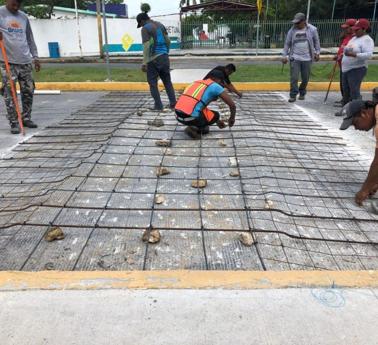 AYUNTAMIENTO DE OPB TRABAJA EN SEGURIDAD PARA PEATONES.