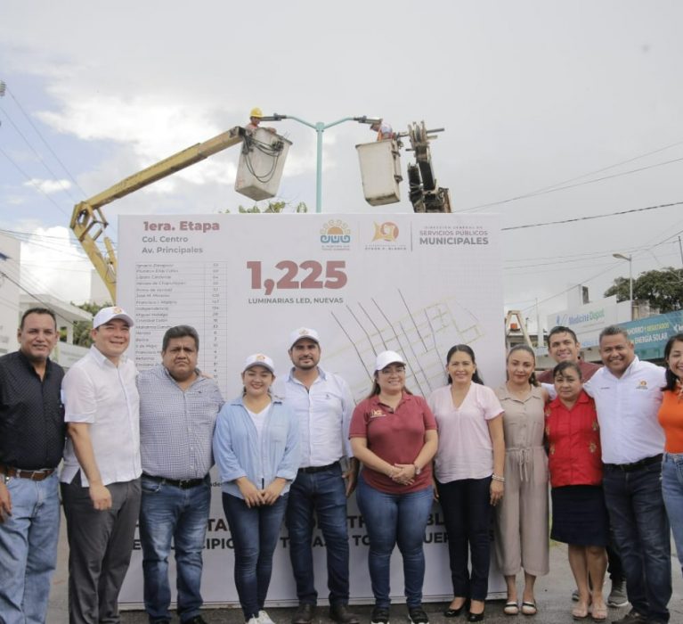 AYUNTAMIENTO DE OPB INICIA OBRAS DE ILUMINACIÓN EN EL CENTRO DE CHETUMAL.