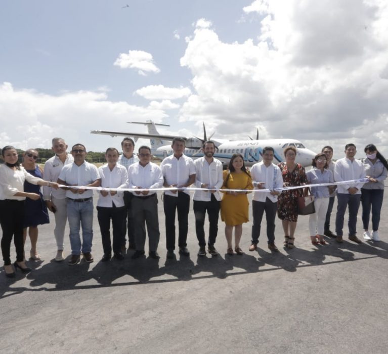 YENSUNNI MARTÍNEZ ATESTIGUA INICIO DE OPERACIONES DEL VUELO MÉRIDA-CHETUMAL
