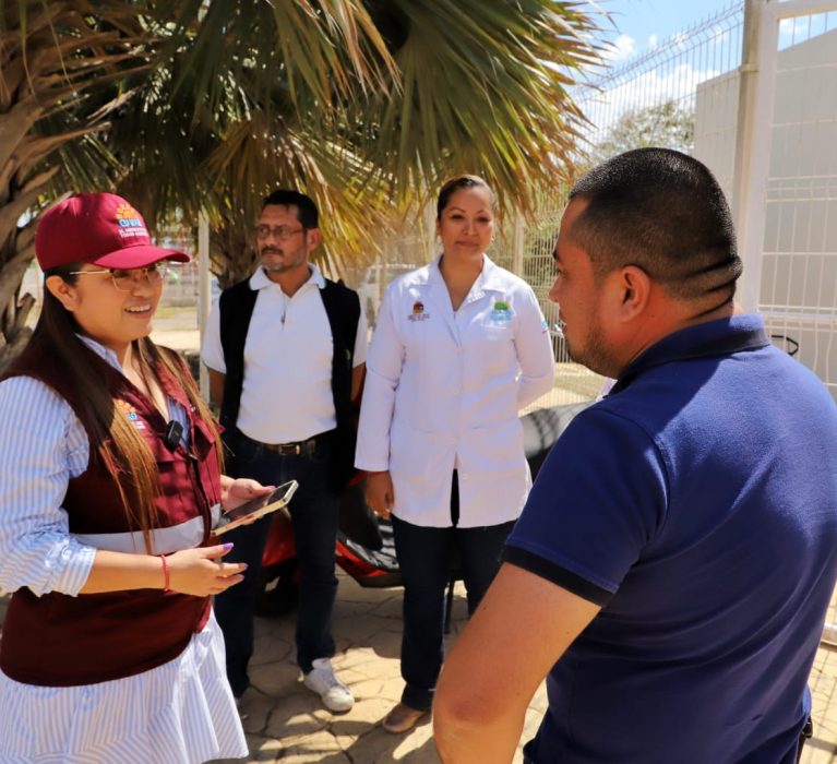 COADYUVA YENSUNNI MARTÍNEZ CON TECHUMBRE EN CENTRO DE SALUD DE FRACCIONAMIENTO CARIBE