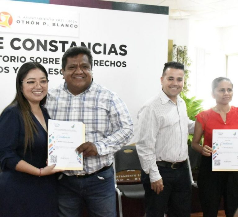 ENTREGA YENSUNNI MARTÍNEZ CONSTANCIAS DE CURSO SOBRE DERECHOS HUMANOS