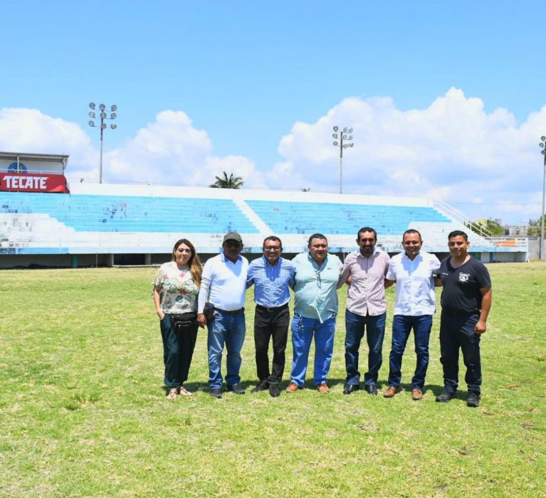 TODO LISTO PARA EL PARTIDO DE FUTBOL DE “LEYENDAS” EN EL ESTADIO 10 DE ABRIL