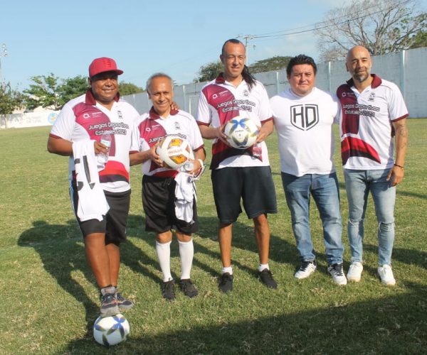 CON GRAN RESPUESTA DE LA AFICIÓN, EL ESTADIO 10 DE ABRIL FESTEJÓ SU 45 ANIVERSARIO