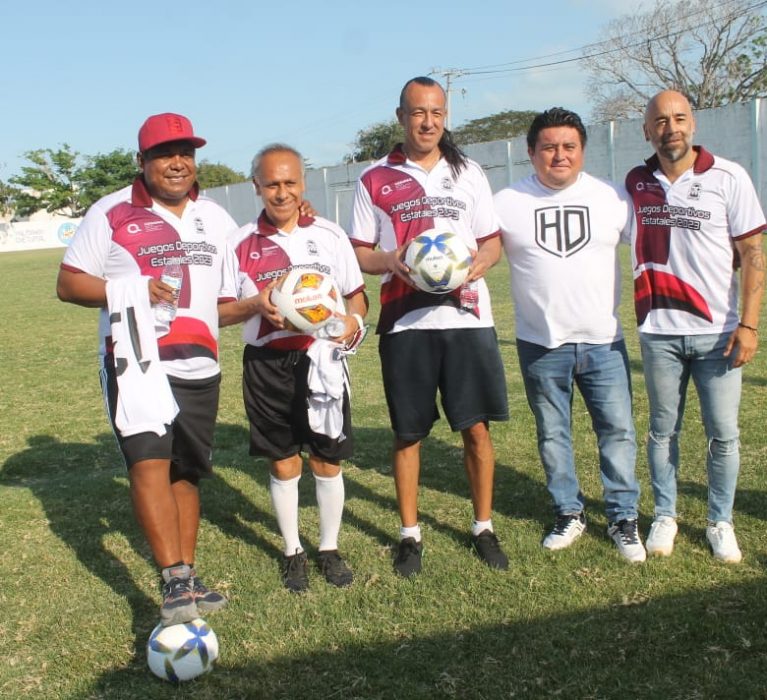 CON GRAN RESPUESTA DE LA AFICIÓN, EL ESTADIO 10 DE ABRIL FESTEJÓ SU 45 ANIVERSARIO