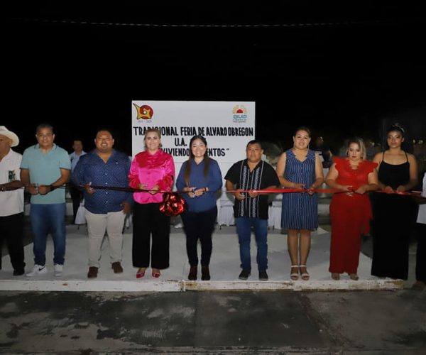 INAUGURA YENSUNNI MARTÍNEZ FERIA DE ÁLVARO OBREGÓN U.A