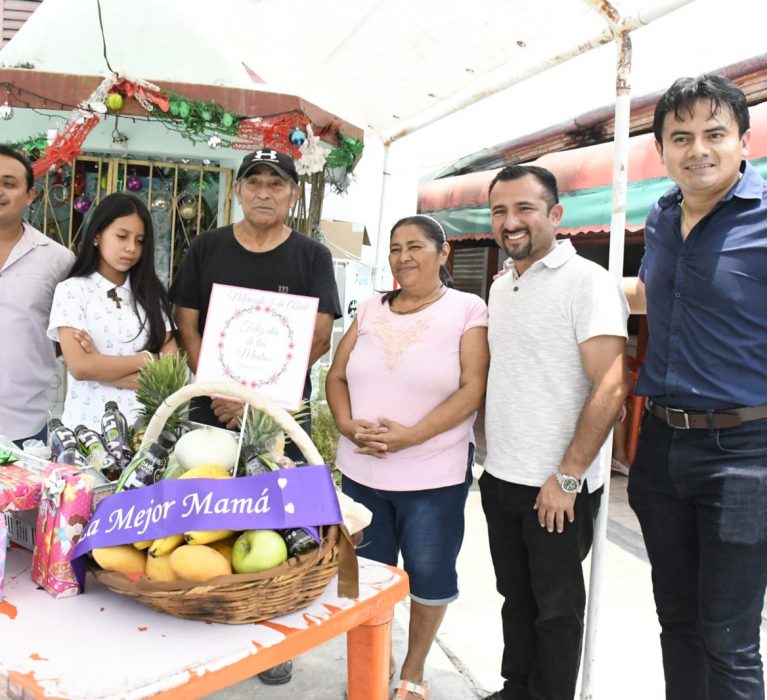 LLEVAN A CABO RIFA DE CANASTAS EN LOS CUATRO MERCADOS DE CHETUMAL
