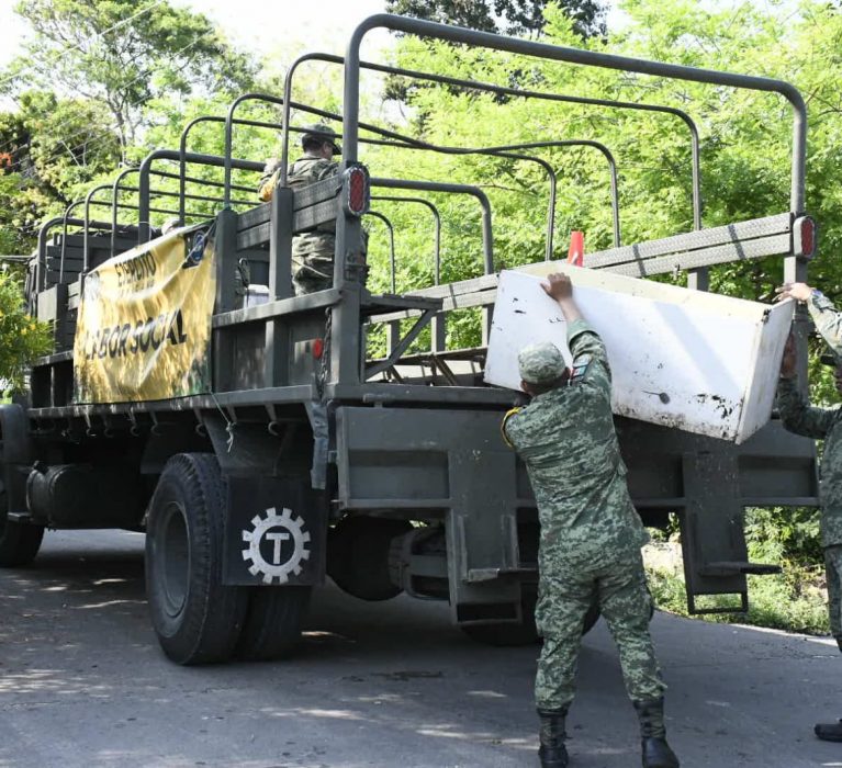 AYUNTAMIENTO DE OPB CONTINÚA CON LAS JORNADAS DE ELIMINACIÓN DE CRIADEROS DE MOSCO
