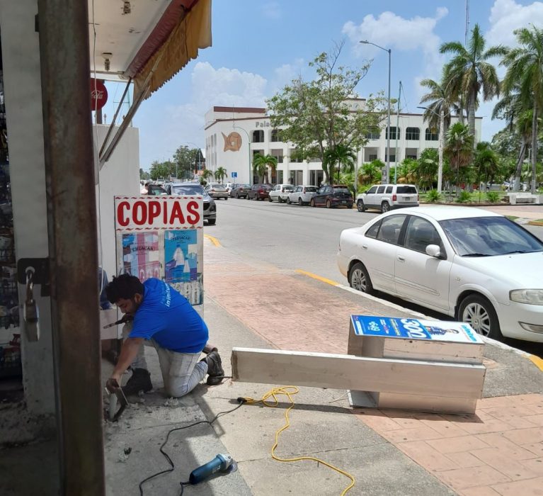 COMIENZA LA REMOCIÓN Y REUBICACIÓN DE CASETAS TELEFÓNICAS EN DESUSO