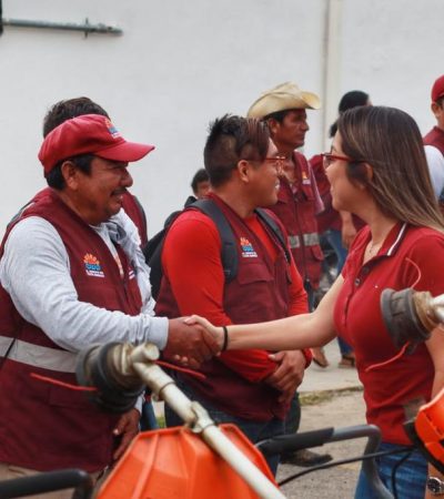 GRACIAS A LA DISCIPLINA FINANCIERA, SE INVIERTE EN EQUIPO PARA SERVICIOS PÚBLICOS MUNICIPALES: YENSUNNI MARTÍNEZ.