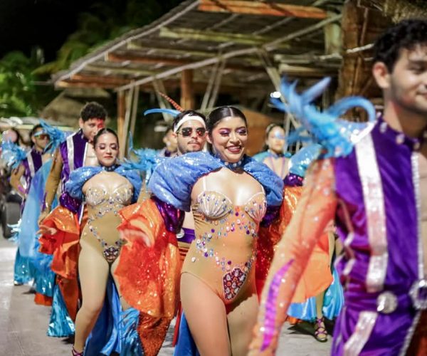 Mahahual vibró al ritmo del Carnaval