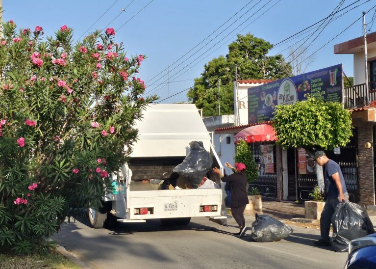 Se regulariza y fortalece servicio de recolección de basura en Chetumal