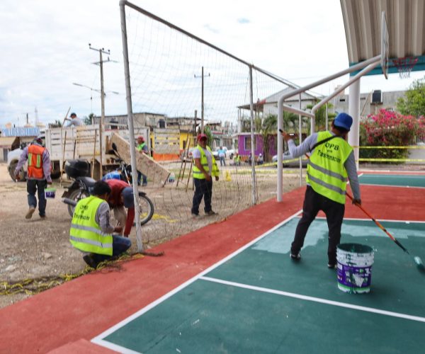 El deporte une y transforma: mejora Gobierno Municipal domo deportivo en beneficio de familias en Forjadores.