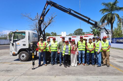 Refuerza Ayuntamiento capacidad operativa de Servicios Públicos Municipales con nueva grúa.