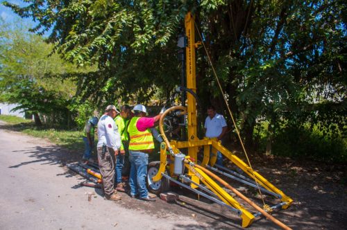 Refuerza Yensunni Martínez servicios públicos con nuevo equipo en operación.