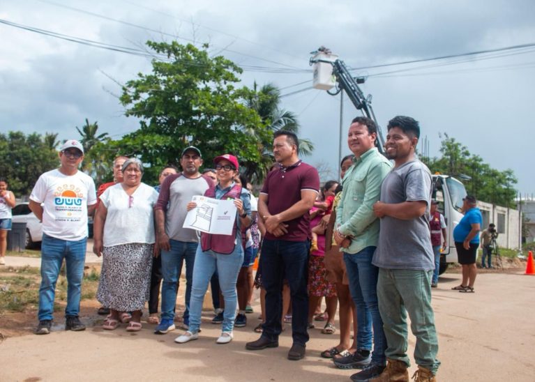 Lleva gobierno municipal atención integral a Fraternidad Antorchista.