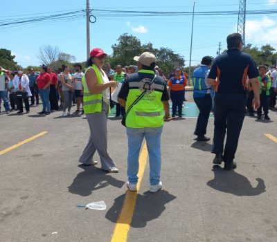 Othón P. Blanco fortalece la cultura de prevención con participación en Simulacro Nacional.