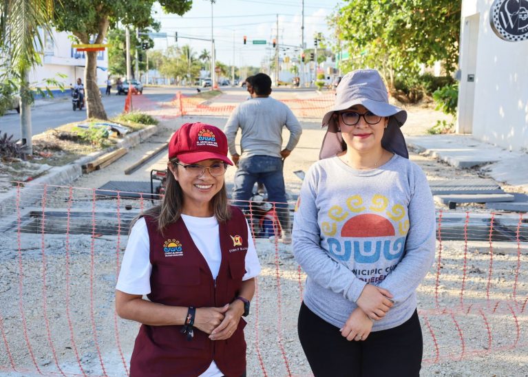 Avanza obra para reducir encharcamientos y mejorar vialidad en la colonia Forjadores.