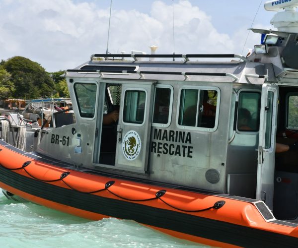 Calderitas fortalece su identidad marítima y turística durante la celebración del Día de la Marina Nacional.