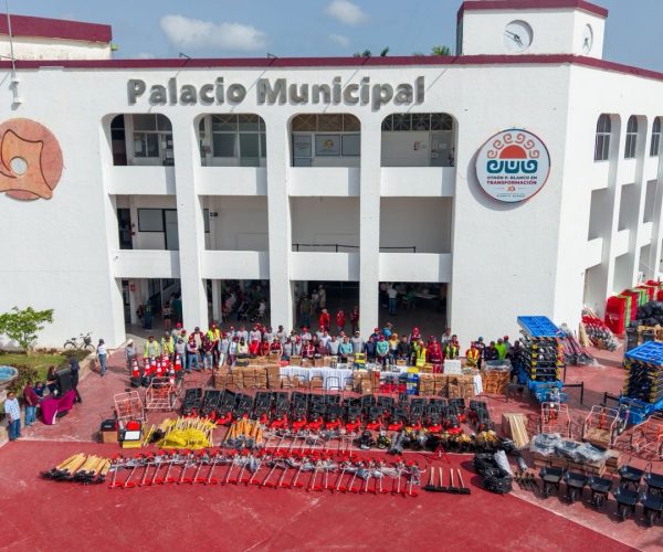 Fortalece Ayuntamiento de Othón P. Blanco a Servicios Públicos con equipamiento para mejorar la atención a la ciudadanía.