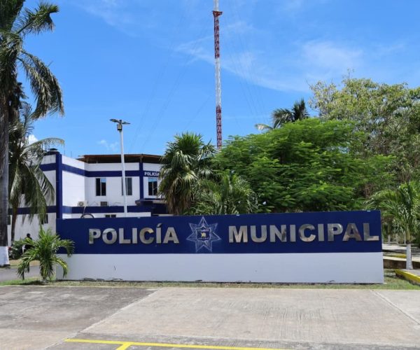 Yensunni Martínez fija postura ante investigación de elementos de la Policía Municipal.