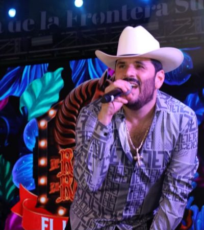 La Expofer 2026 vive otra gran noche con la presentación de El Komander.