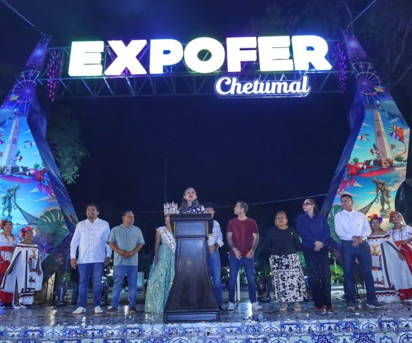 Con música, tradición y alegría, Yensunni Martínez inaugura la Expofer 2026.